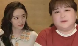 在娱乐圈吃瓜后我红了